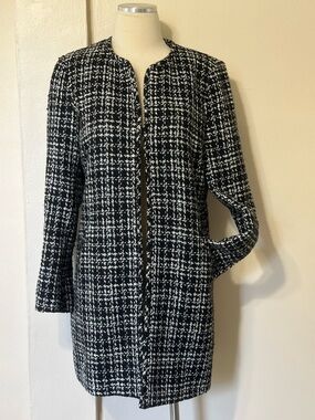 Karl Lagerfeld Paris Black & White Tweed Collarless Coat Jacket